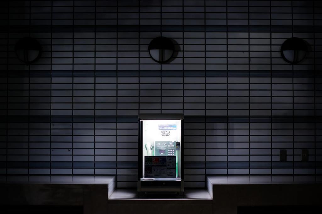 Microsoft just broke File Explorer dark mode – some Windows 11 users are seeing jarring white flashes when opening folders – December 2025