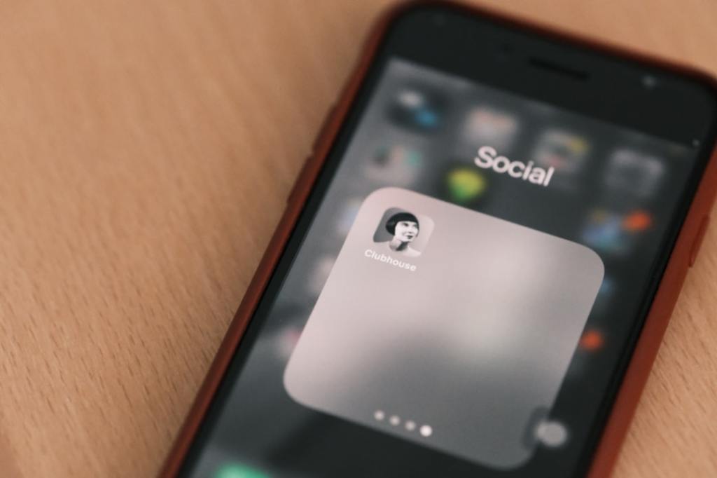 Smashing Security podcast 448: The dark side of dating apps & social media security – January&nbsp;2026