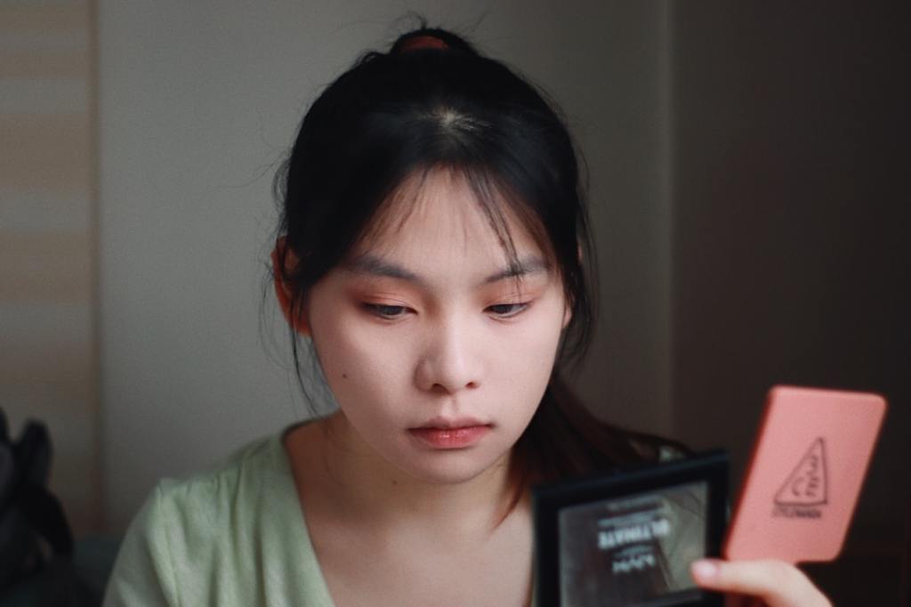 I asked ChatGPT to write an email, then I asked Claude to tell me if it was well-written — the results were surprising – January&nbsp;2026